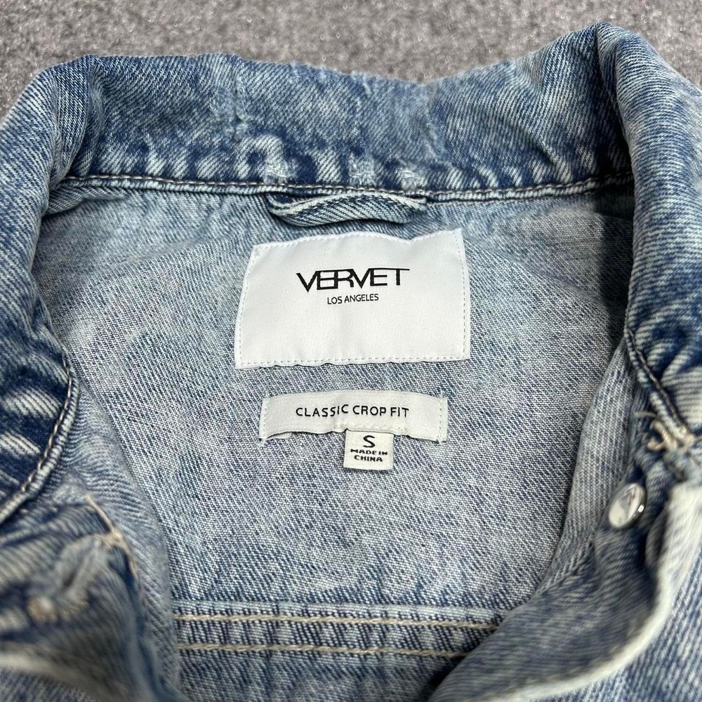 Vervet Los Angeles distressed cropped denim jacket Size Small - Picture 3 of 8